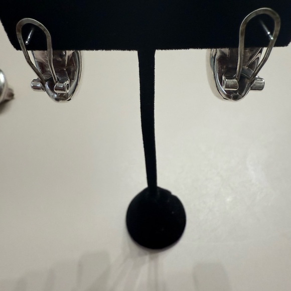 Simon Sebbag Designs - Picture 8 of 9